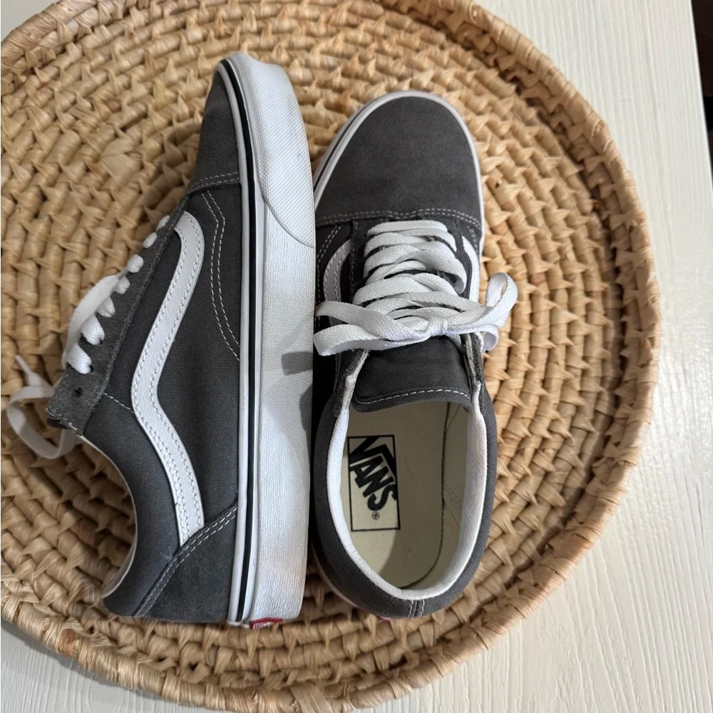 Vans Charcoal Suede Sneakers. W 9.5 - Picture 5 of 6